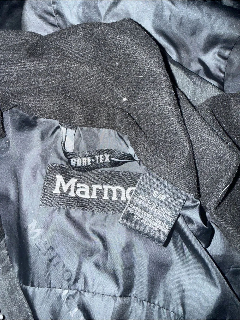 Marmot Men's Hooded jacket in Gray and Black